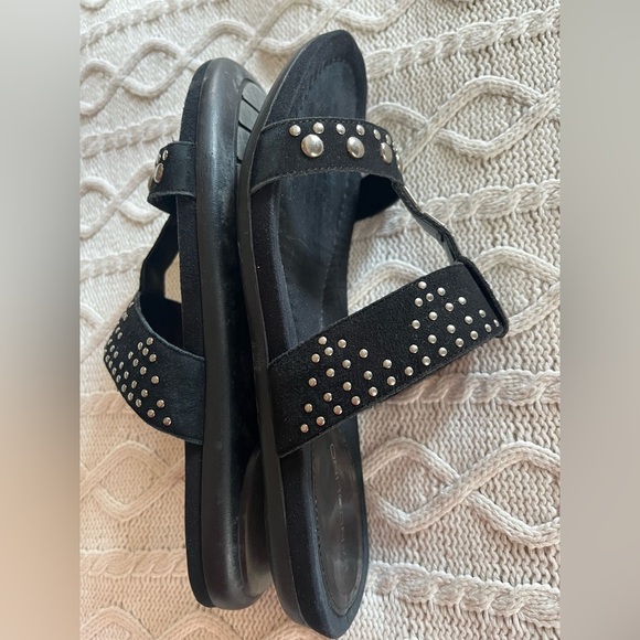 Bandolino Black Studded Women's Sandals Size 7.5 - Picture 5 of 10